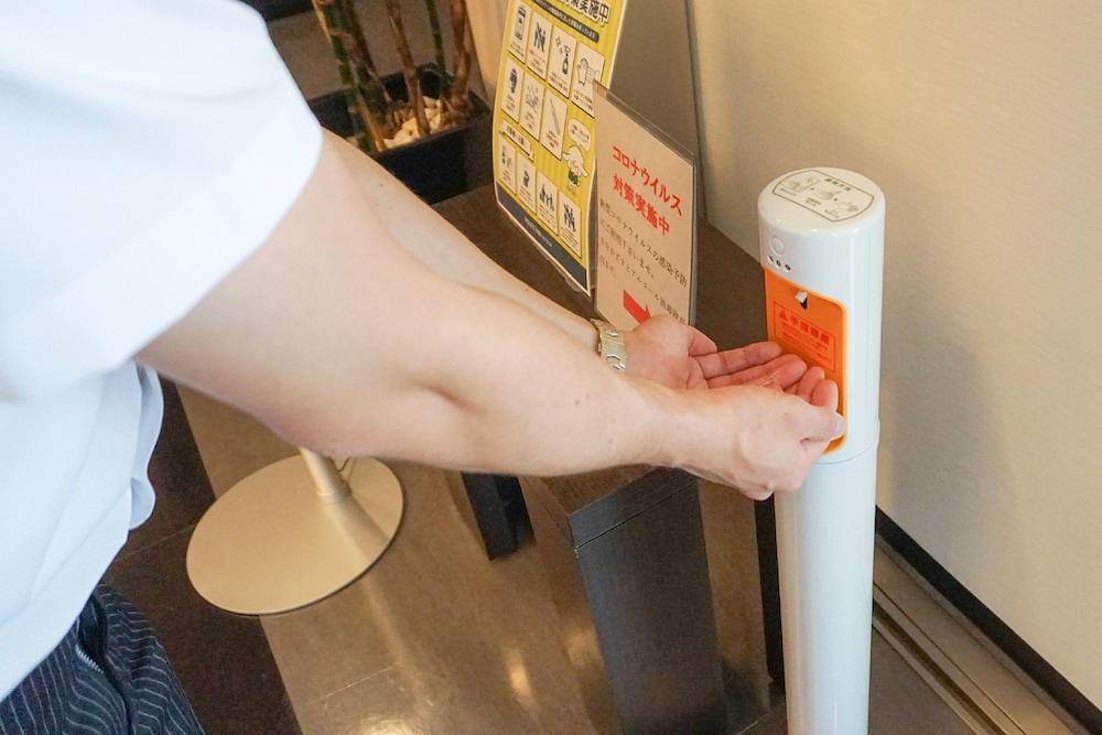 Hotel Route-Inn Toyama Ekimae Екстериор снимка