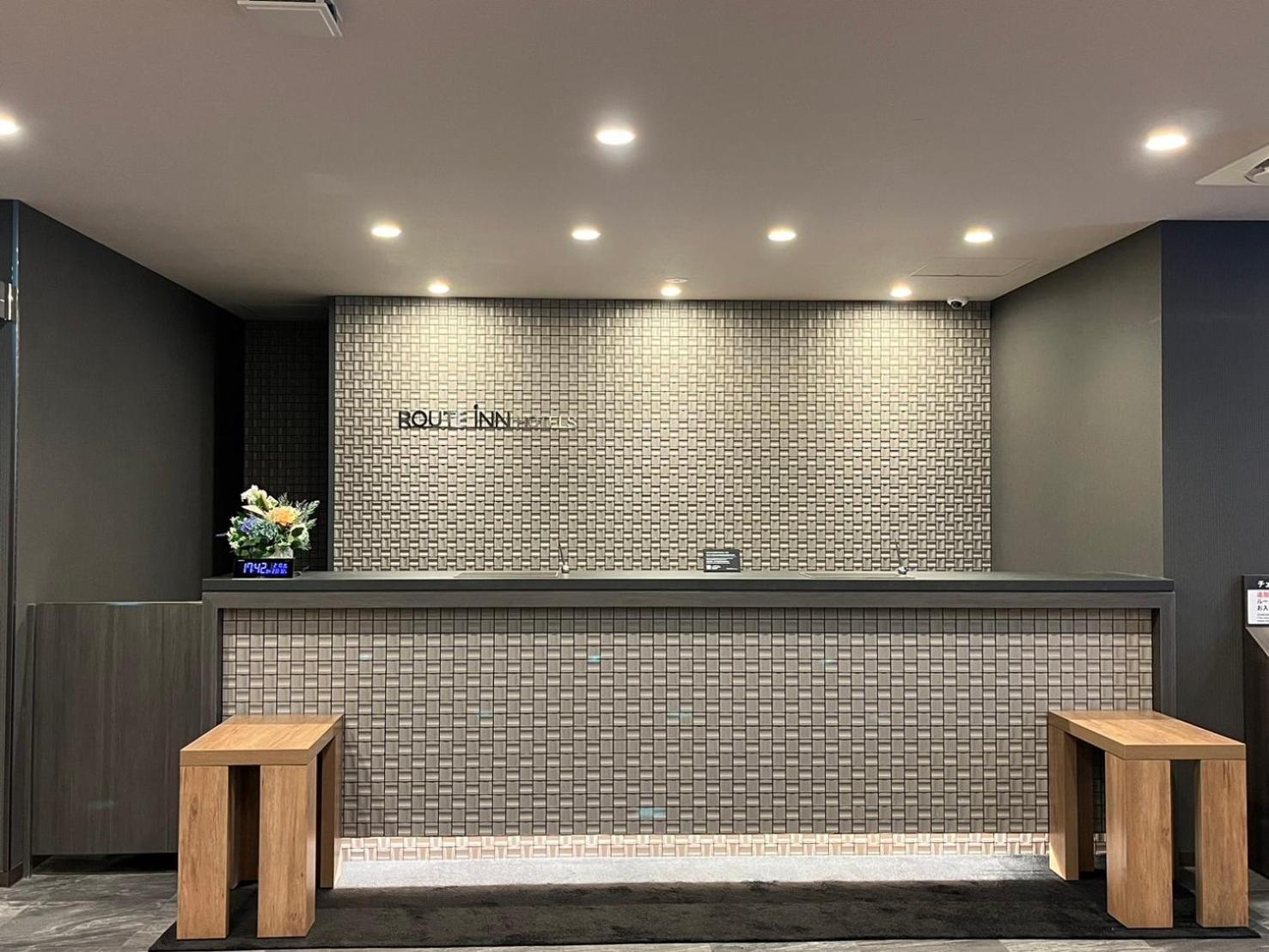 Hotel Route-Inn Toyama Ekimae Екстериор снимка