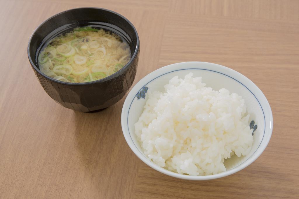Hotel Route-Inn Toyama Ekimae Екстериор снимка