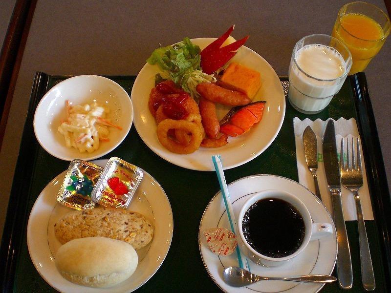 Hotel Route-Inn Toyama Ekimae Екстериор снимка